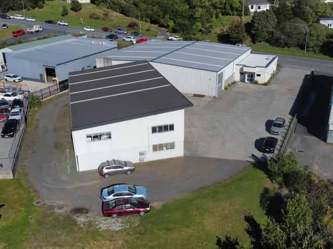 Mint Warehouse with Yard - Options Available