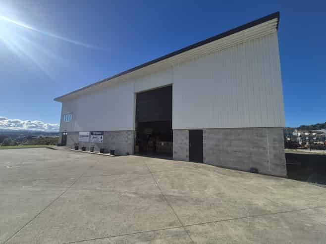 Mint Warehouse with Yard - Options Available