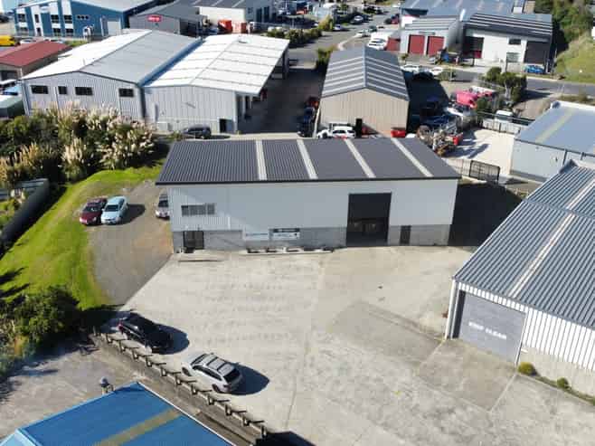 Mint Warehouse with Yard - Options Available