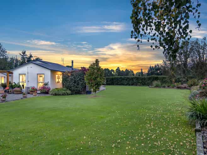 305 Loburn Terrace Road, Loburn