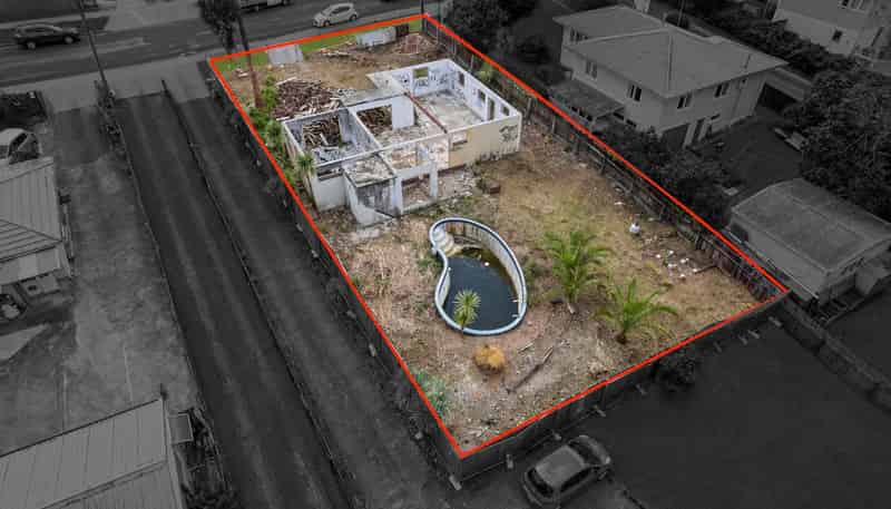 29  Roberts Road, Te Atatu South