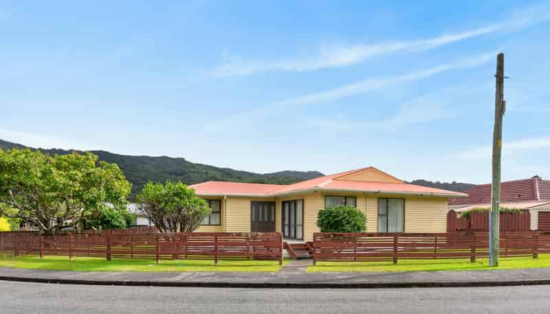 92 Peel Place, Wainuiomata