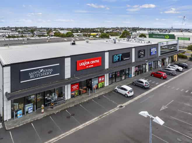 National branded liquor shop - 10 year lease