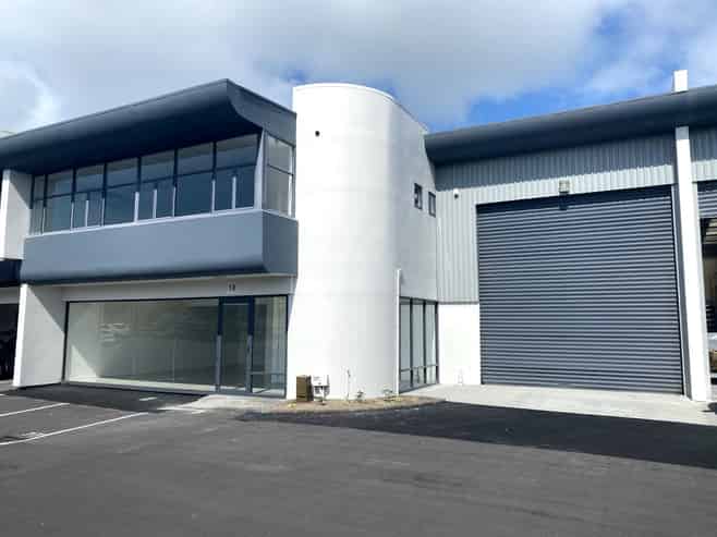 465sqm Penrose Warehouse | Available May 2026