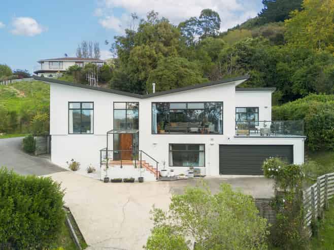 23 Kaka Road, Saint Leonards