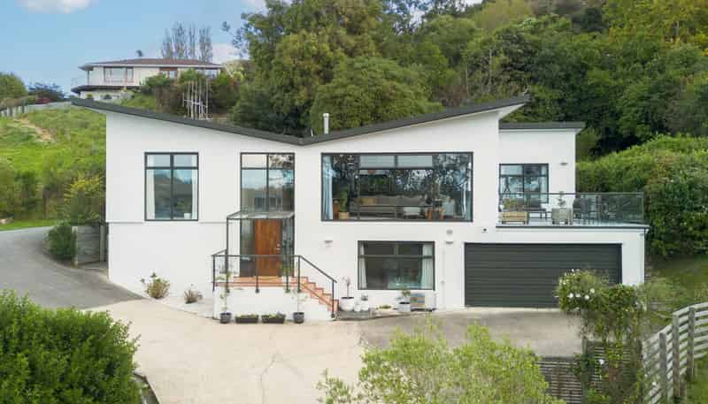 23 Kaka Road, Saint Leonards