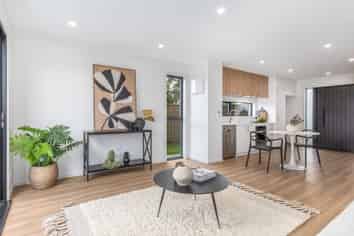 9/624A Queen Street East, Levin
