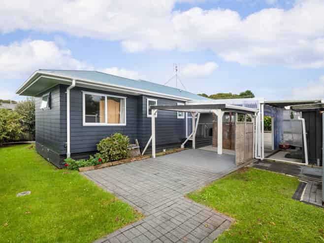 12 Kensington Road, Waihi
