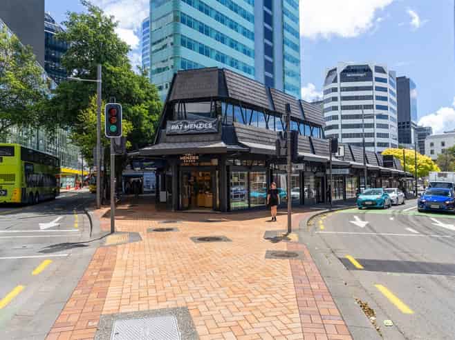 Trophy Boutique Retail Asset