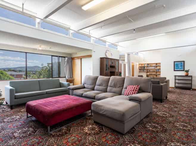 9 Mitchell Avenue, Mornington