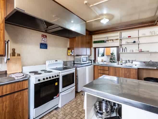 9 Mitchell Avenue, Mornington