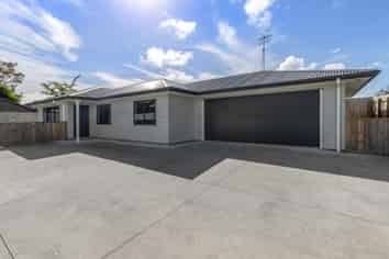 24A Kings Drive, Levin