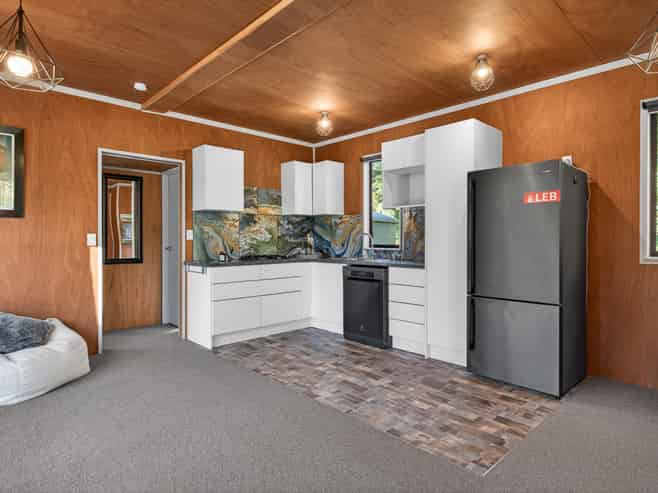 90 Hoeke Road, Carterton