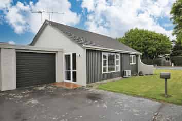 57 Russel Street, Gladstone