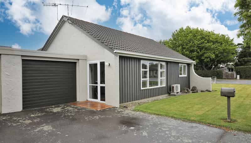 57 Russel Street, Gladstone