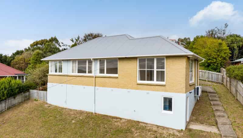 82 Turnbull Street, Brockville