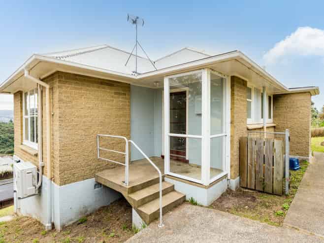 82 Turnbull Street, Brockville