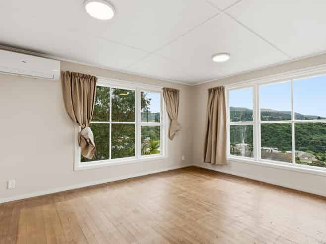 82 Turnbull Street, Brockville