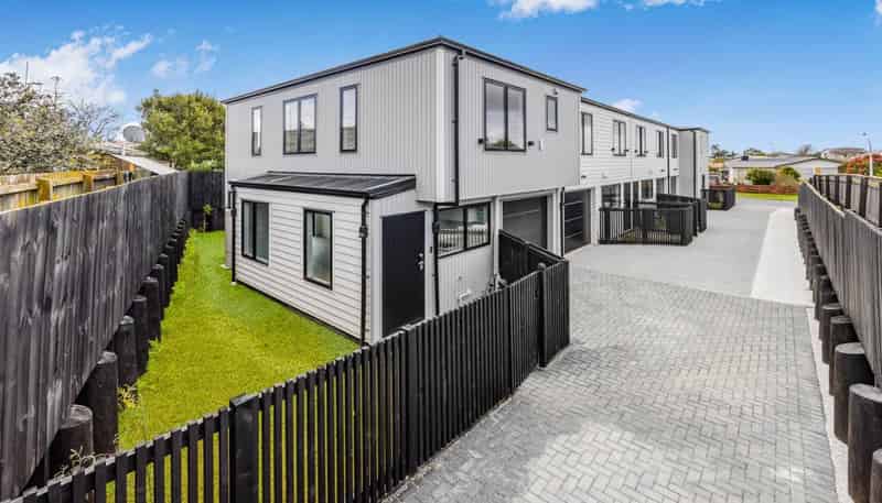 10D Tinkler Place, Favona