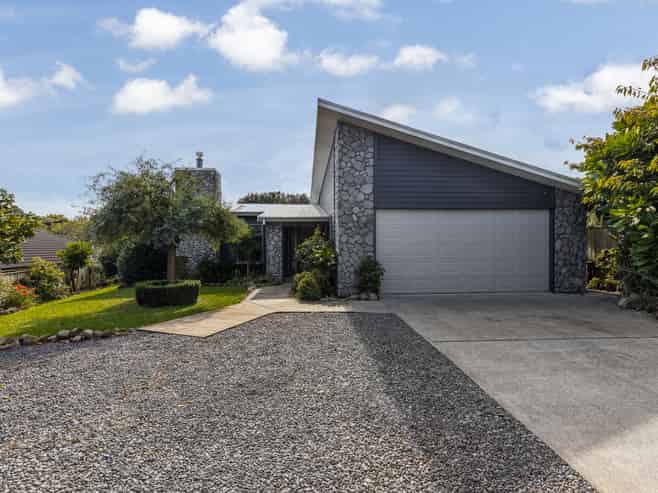 28 Ludlam Way, Otaki