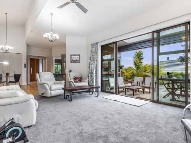 28 Ludlam Way, Otaki