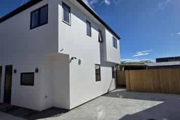 4/13 Shearer Ave, Papanui