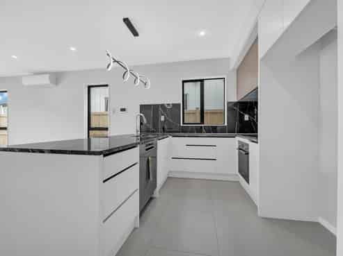 9 & 11 Kapeta Lane, Karaka