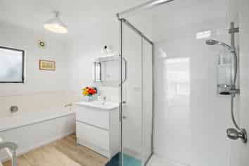 83A Mangorei Road, Strandon