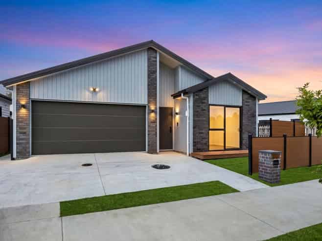 18  Furlough Road, Opaheke