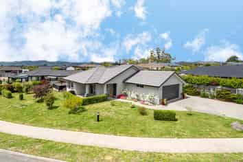 11 Les Wakefield Road, Mapua