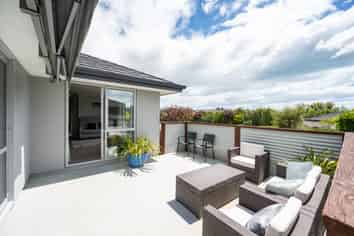 11 Les Wakefield Road, Mapua