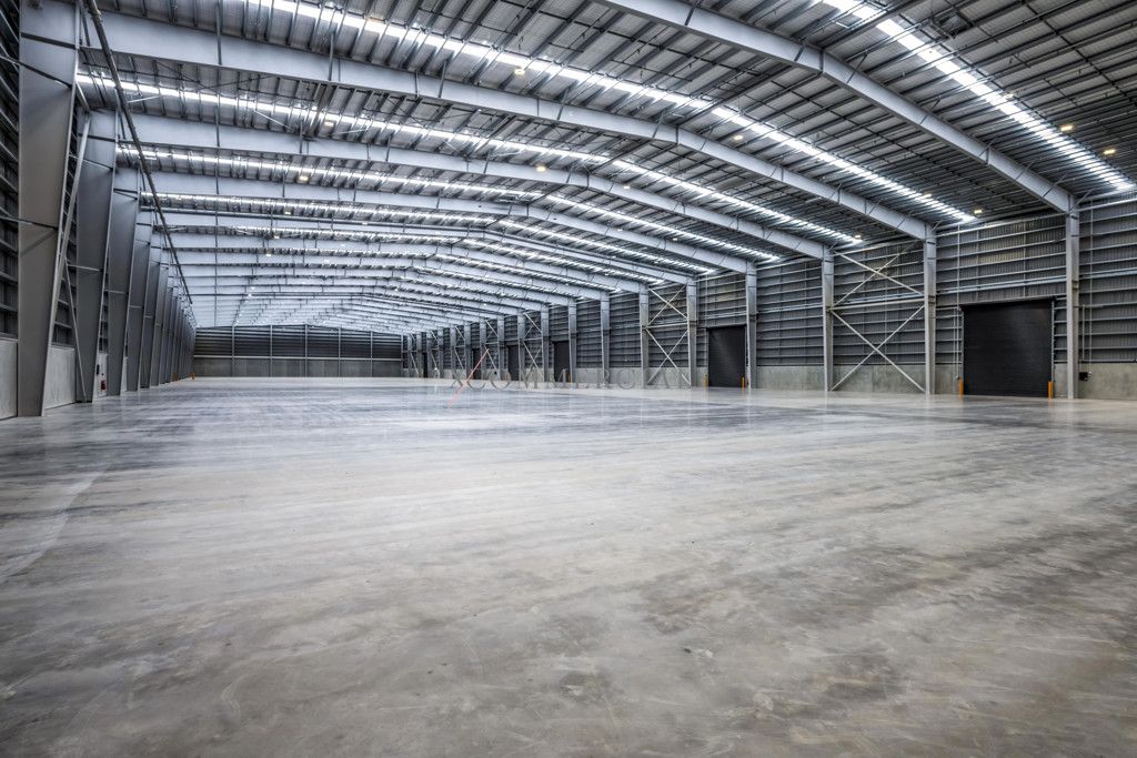 13,027sqm Brand New Warehouse & HQ - Widok 2