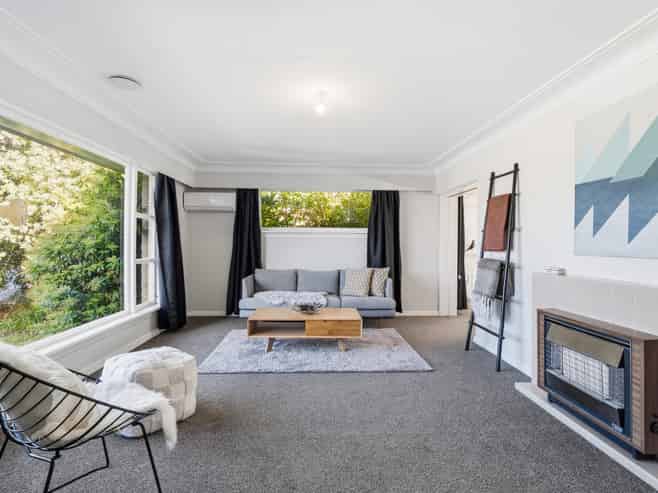 11 Pioneer Crescent, Helensburgh