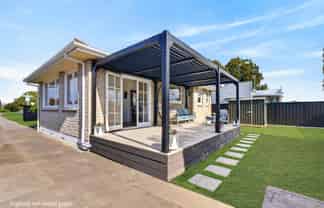 813 Willowpark Road South, Akina