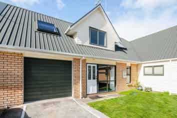 14C Jones Crescent, Melville