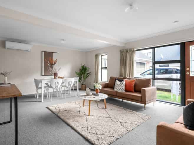 14C Jones Crescent, Melville