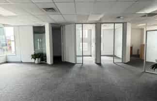Premium Full-Floor Office in Uptown/Grafton!