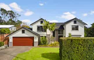 1 Dressage Lane, Greenhithe