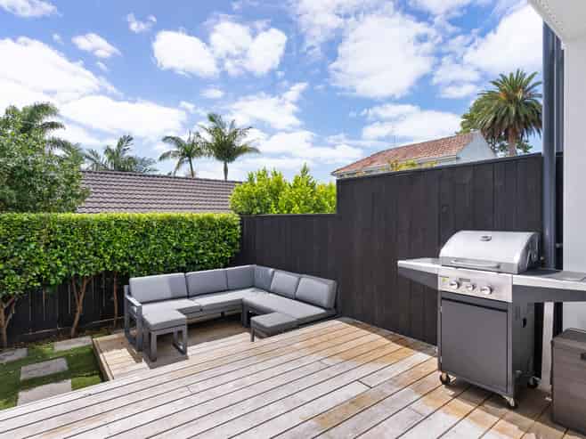 6/48 Salisbury Road, Birkdale