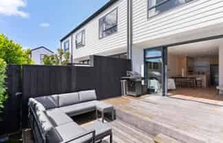 6/48 Salisbury Road, Birkdale