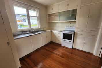 1/28a Bayly Road, Moturoa