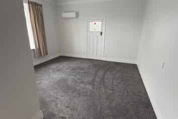 64 Sligo Terrace, Roslyn