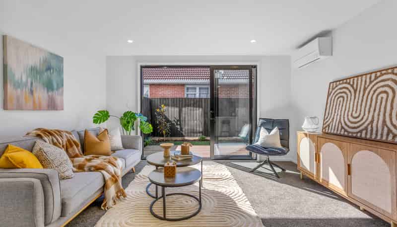 Units 1 -5/6 Ngata Place, Hornby