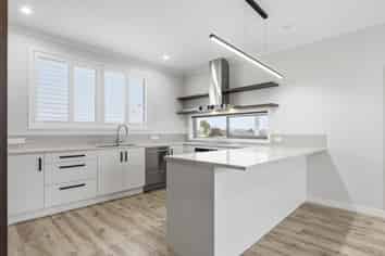 151 Palm Springs Boulevard, Papamoa