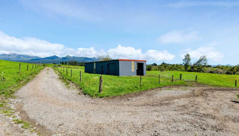 539 Kent Road, Korito