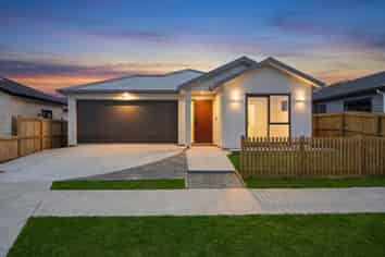 13 Tuwai Crescent, Opaheke