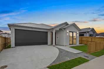 13 Tuwai Crescent, Opaheke