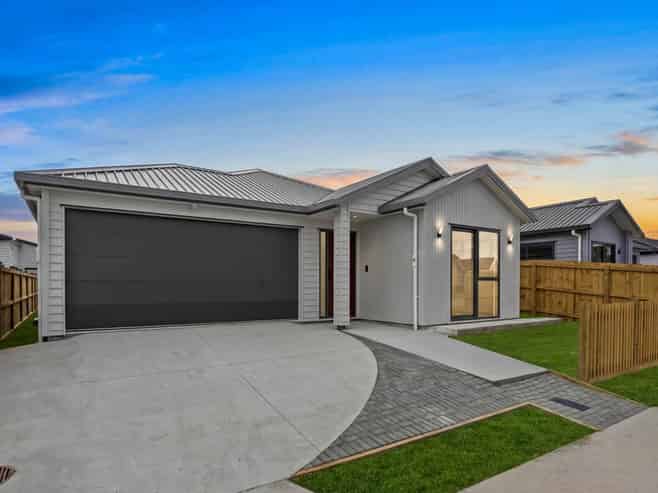 13 Tuwai Crescent, Opaheke