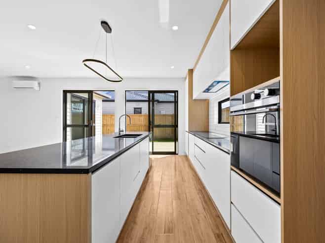 15 Tuwai Crescent, Opaheke