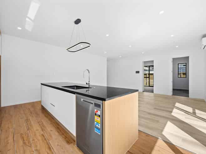 15 Tuwai Crescent, Opaheke